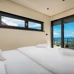 Βίλα Luxury Helena With Heated Pool Μακάρσκα