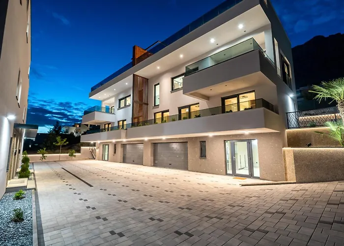 Luxury Helena With Heated Pool Villa Makarska