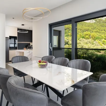Luxury Helena With Heated Pool Villa Makarska